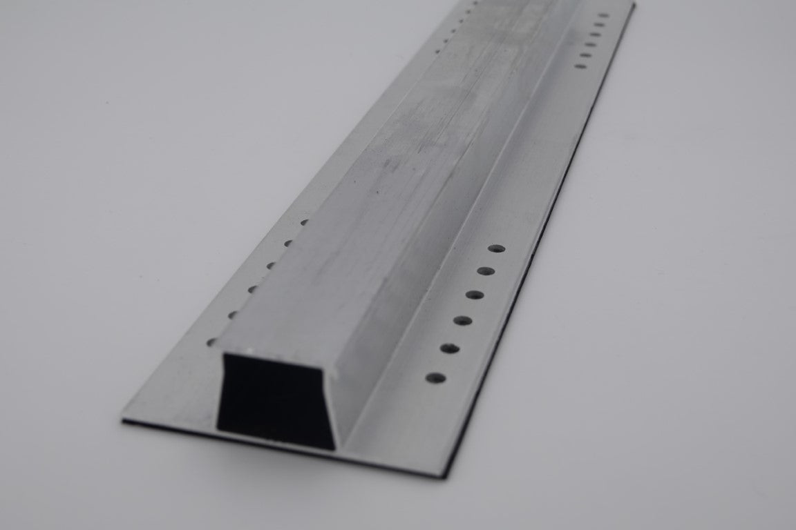 Mounting Systems Trapezblechschiene AK komplett L=395