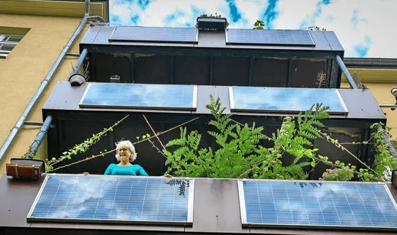 Es geht los: Sachsen können 300 Euro Zuschuss für Balkonkraftwerk beantragen...