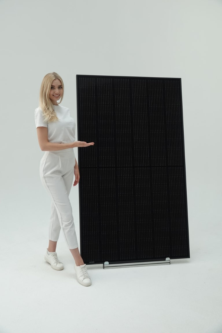 Komplettpaket FullBlack 8 KWp inkl. Montagematerial (Ziegeldach)