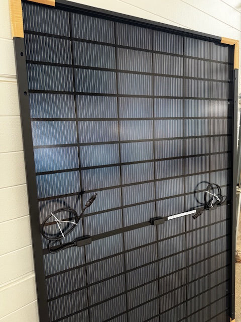 SolarFabrik Mono S4 Halfcut BC Full Black 475W Solarmodul